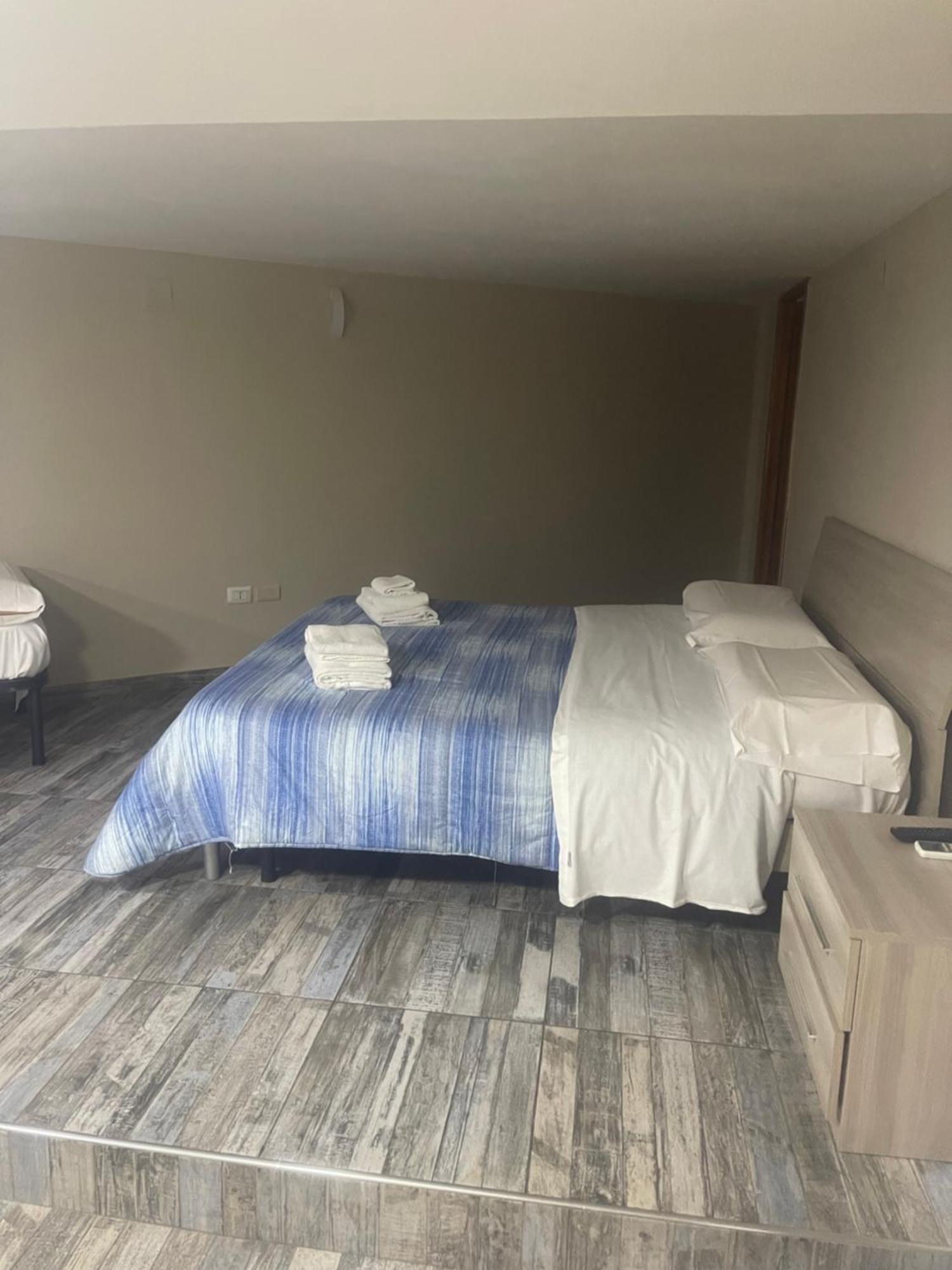 B&B Chez Moi Napoli Ngoại thất bức ảnh