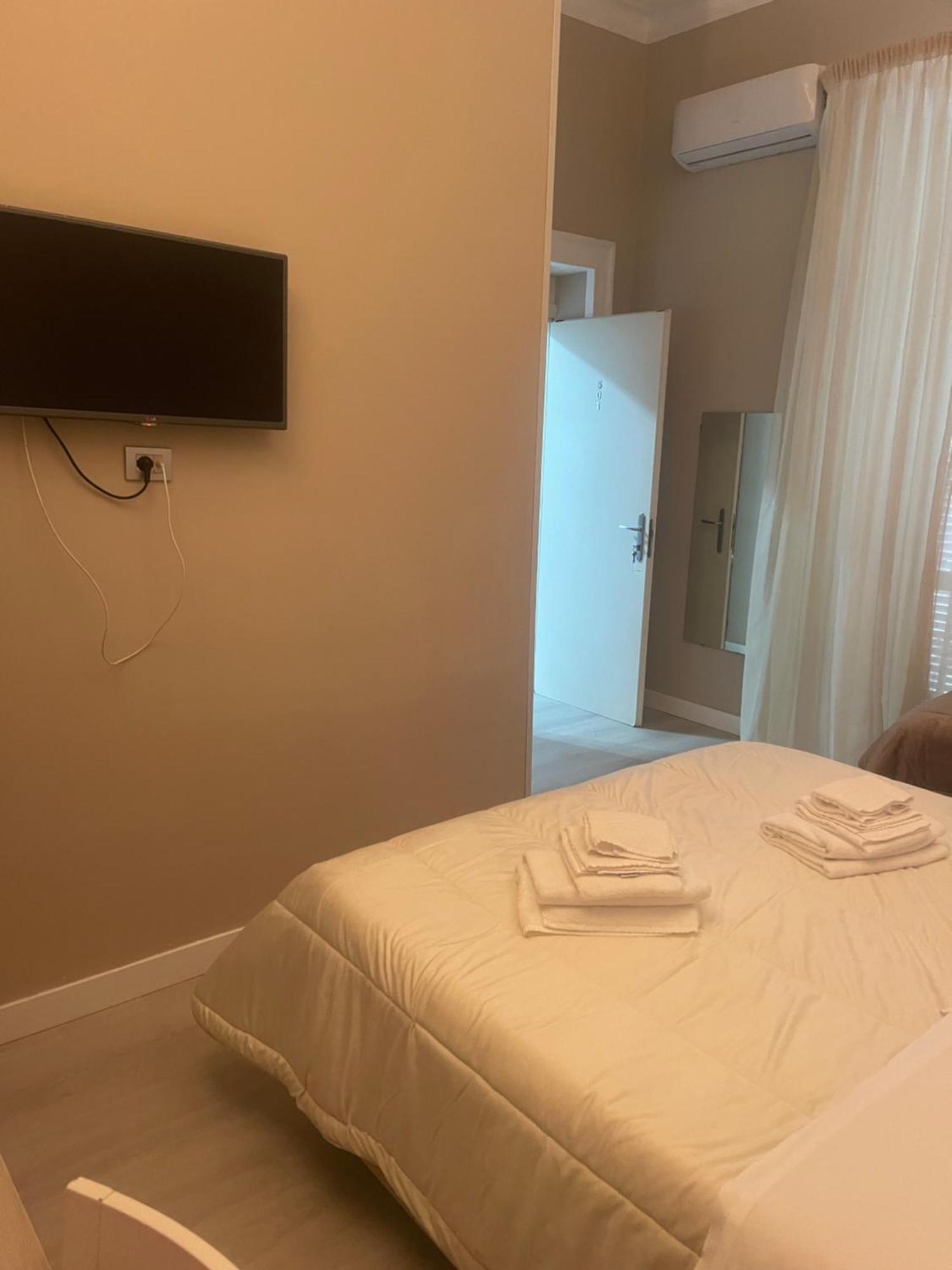 B&B Chez Moi Napoli Ngoại thất bức ảnh