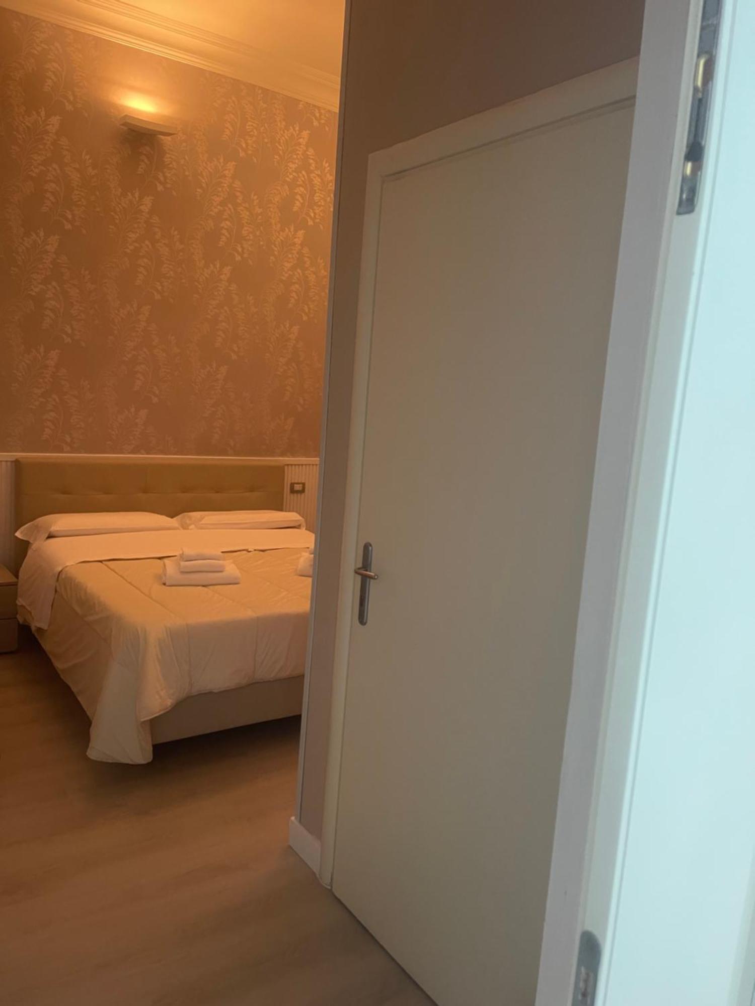 B&B Chez Moi Napoli Ngoại thất bức ảnh