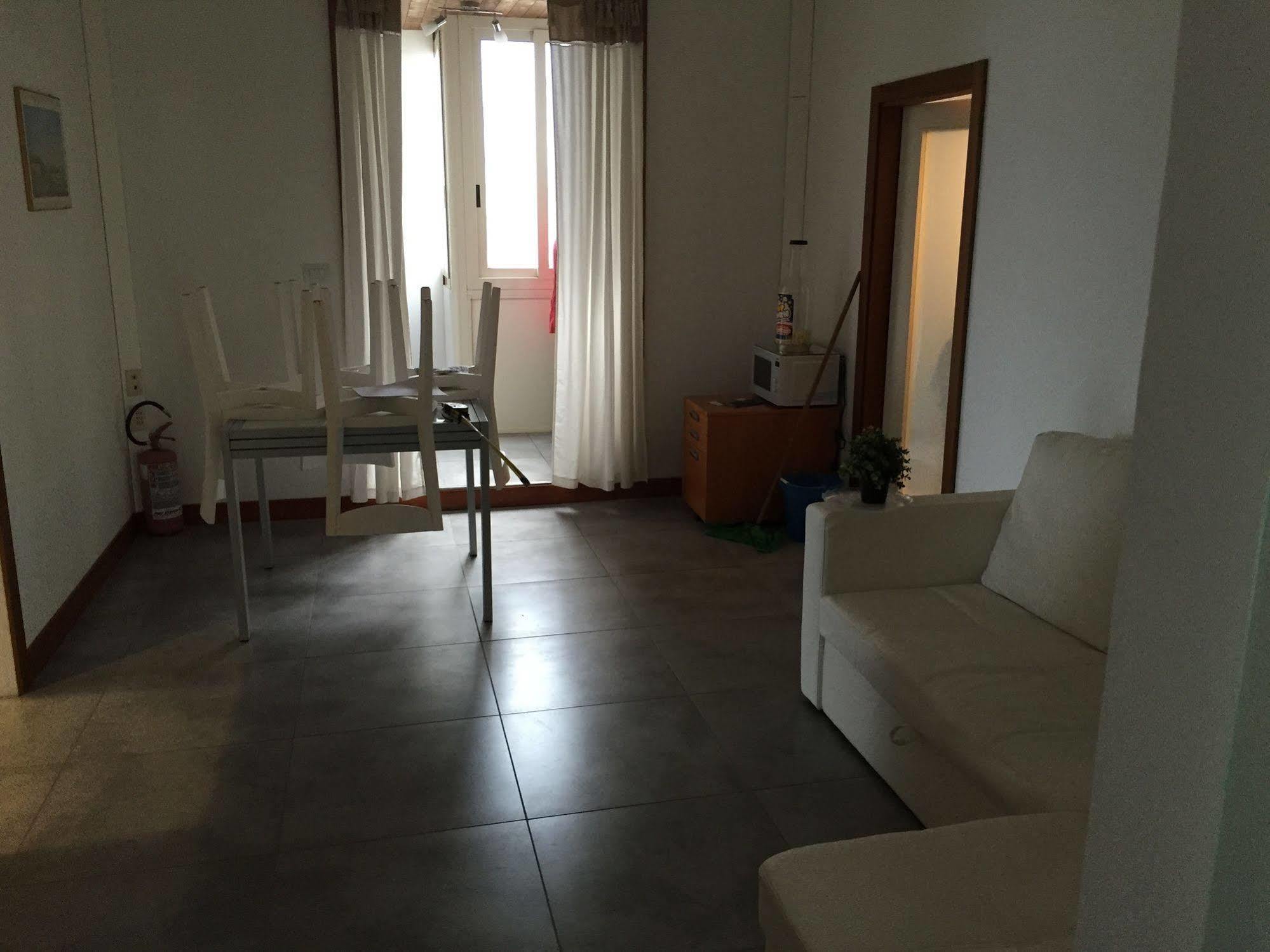 B&B Chez Moi Napoli Ngoại thất bức ảnh